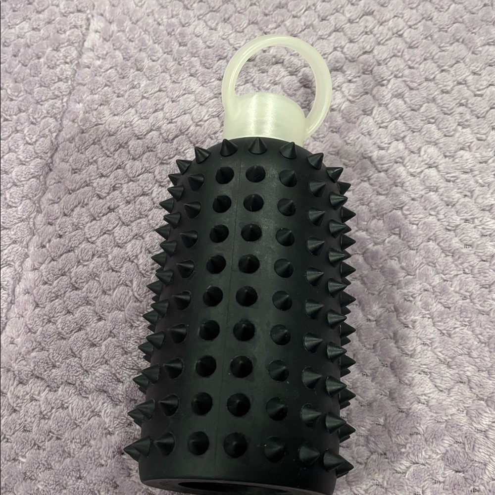 bkr 16oz Black Spiked Bottle